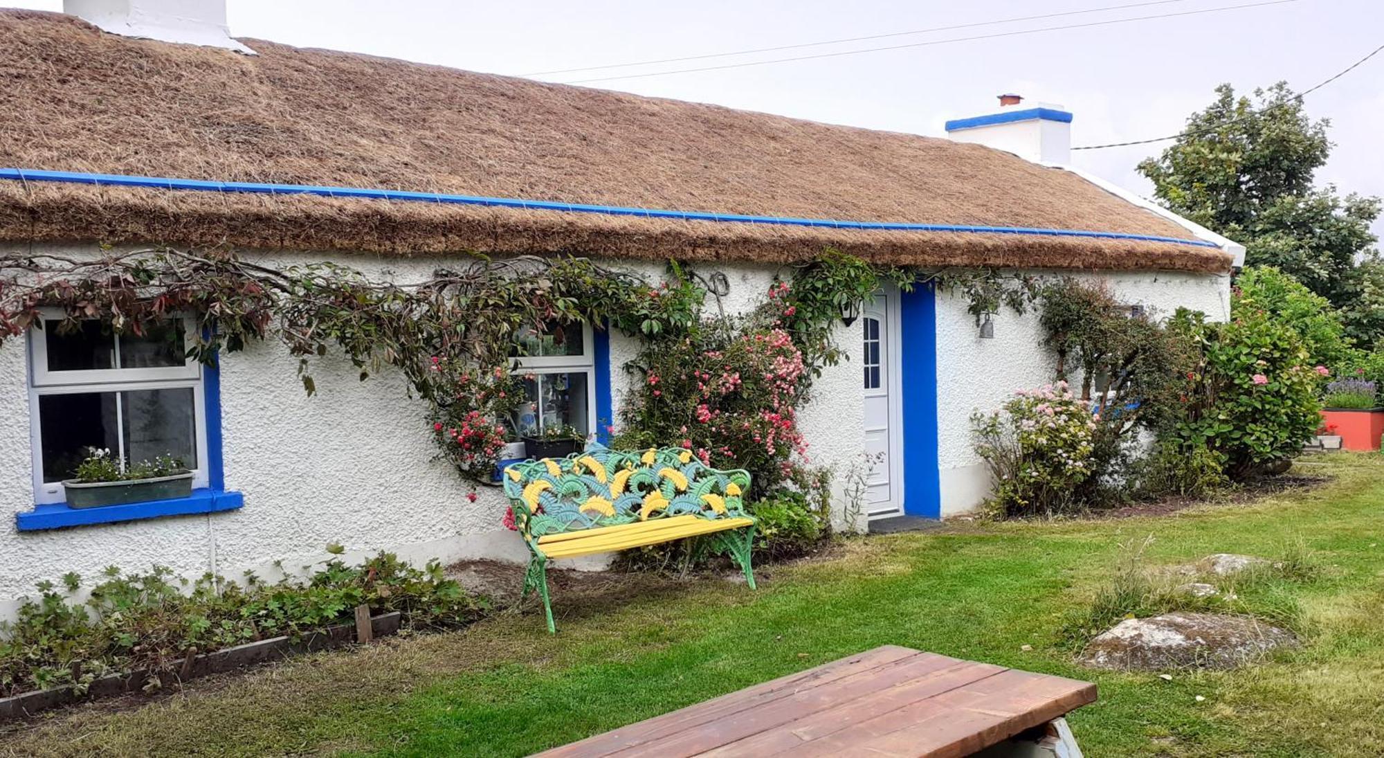 The Rockhouse - Cosy Stone Built Thatch Cottage Dungloe Esterno foto